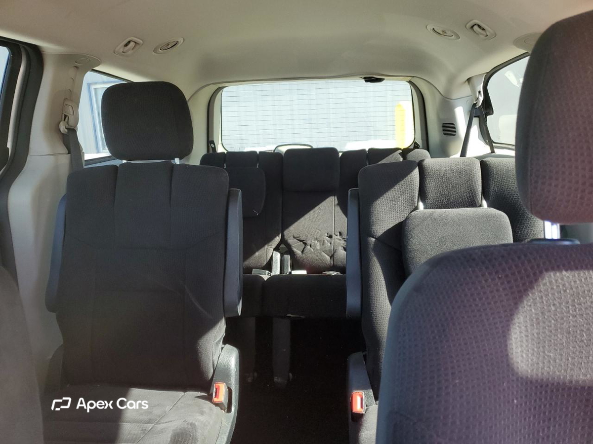 Dodge Caravan 2011