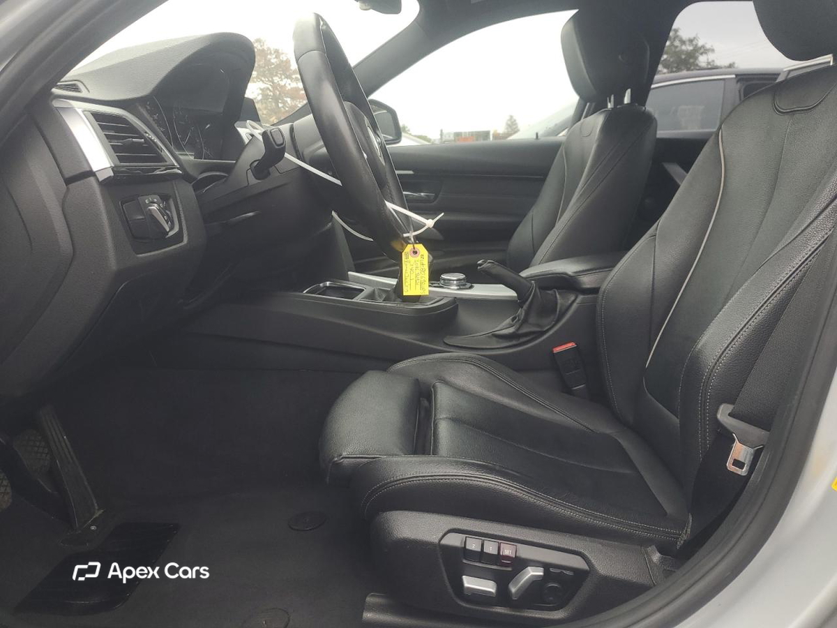 BMW Series 3 2016