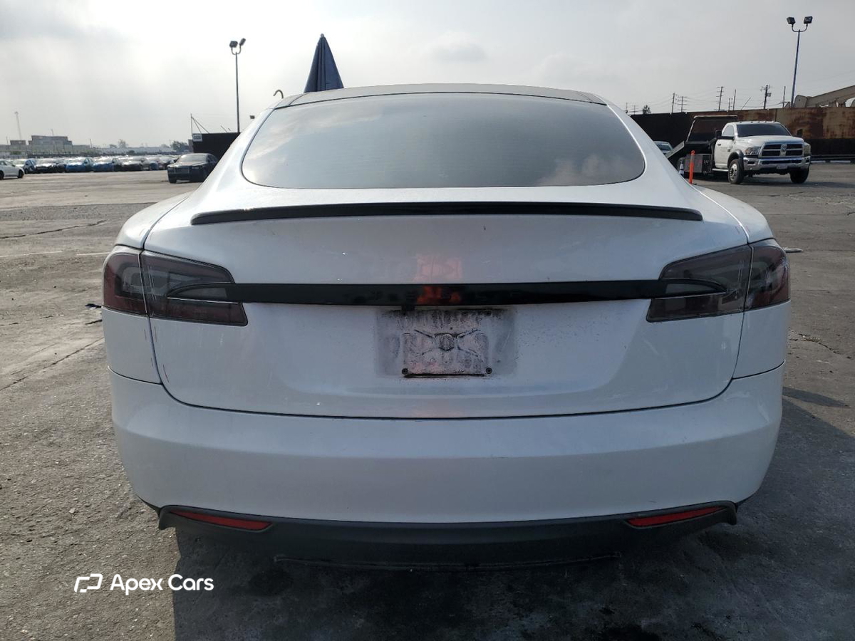 Tesla Model S 2012