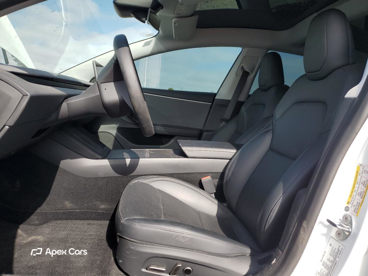 Tesla Model 3 2025