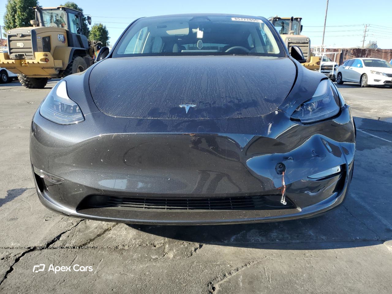 Tesla Model Y 2025