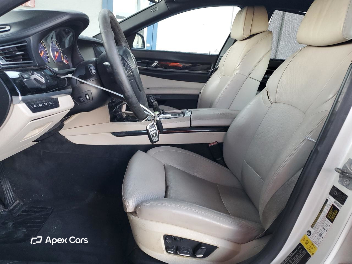 BMW Series 7 2012