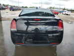 Chrysler 300 2023