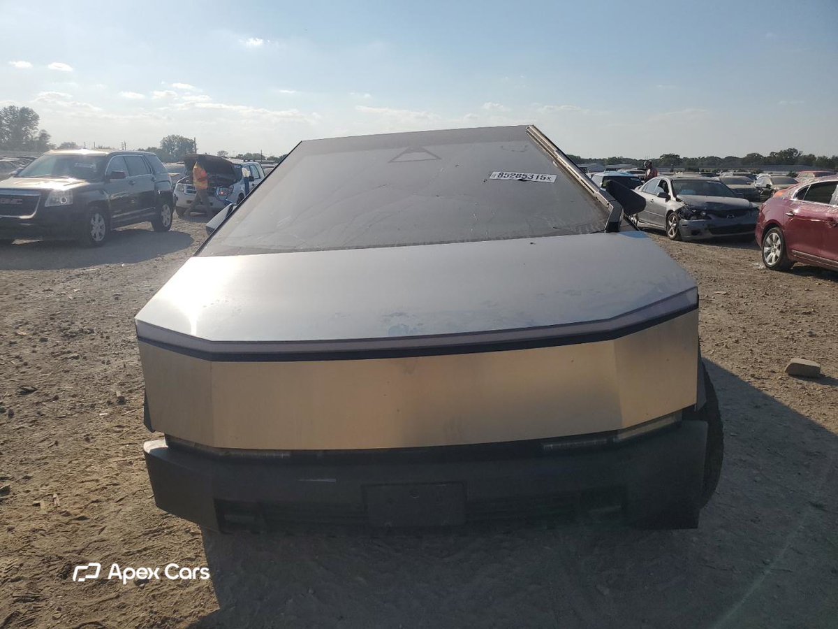 Tesla Cybertruck 2024