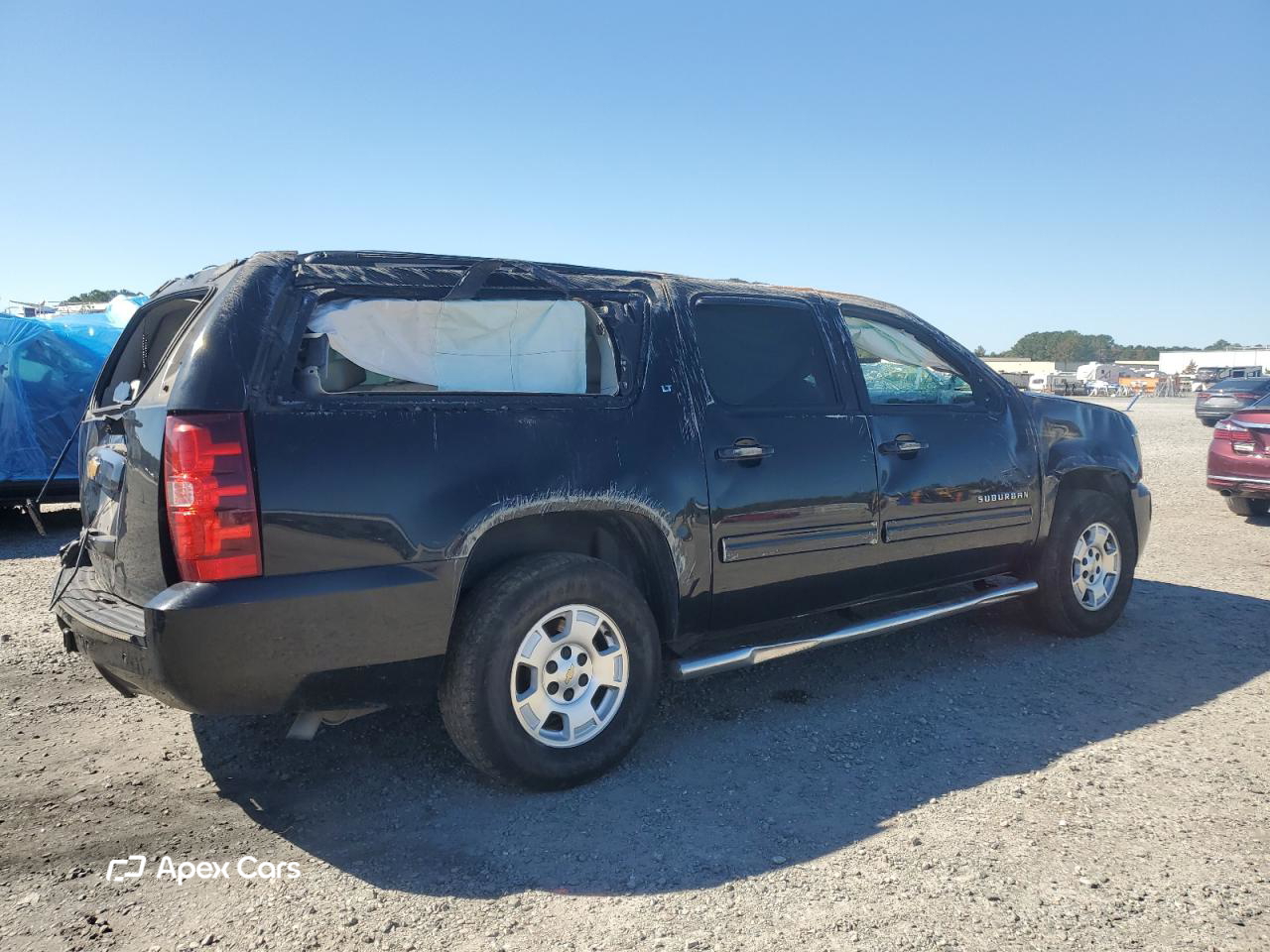 Chevrolet Suburban 2013