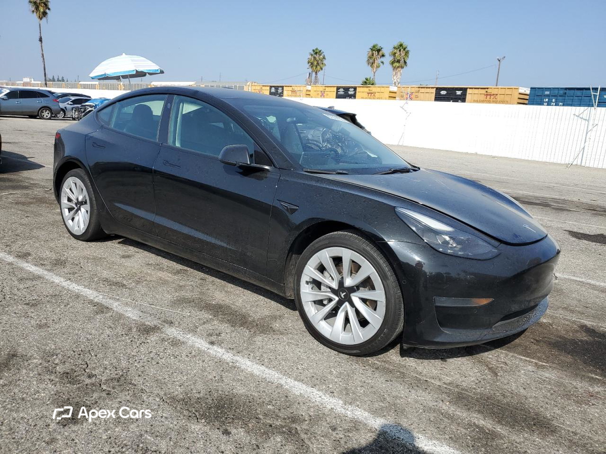 Tesla Model 3 2022