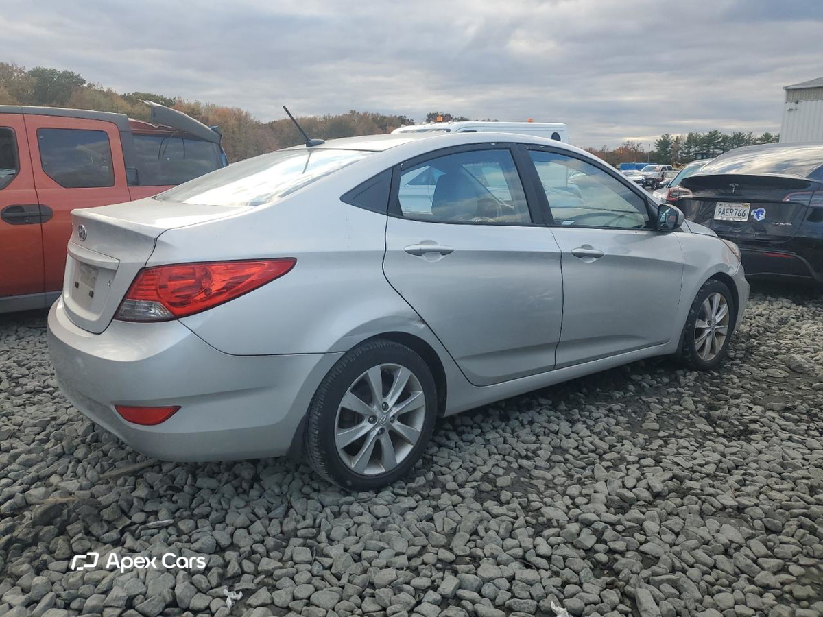 Hyundai Accent 2013