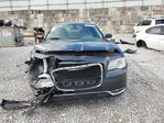 Chrysler 300 2016