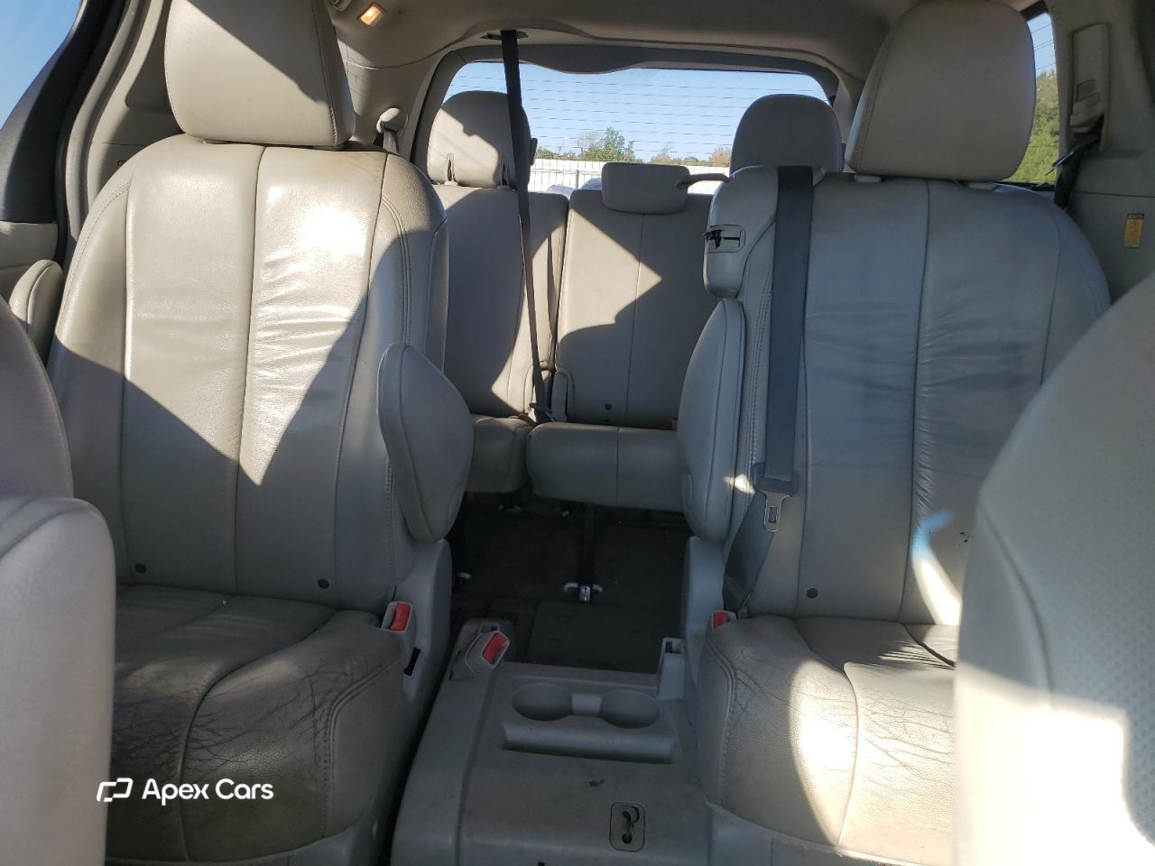 Toyota Sienna 2012