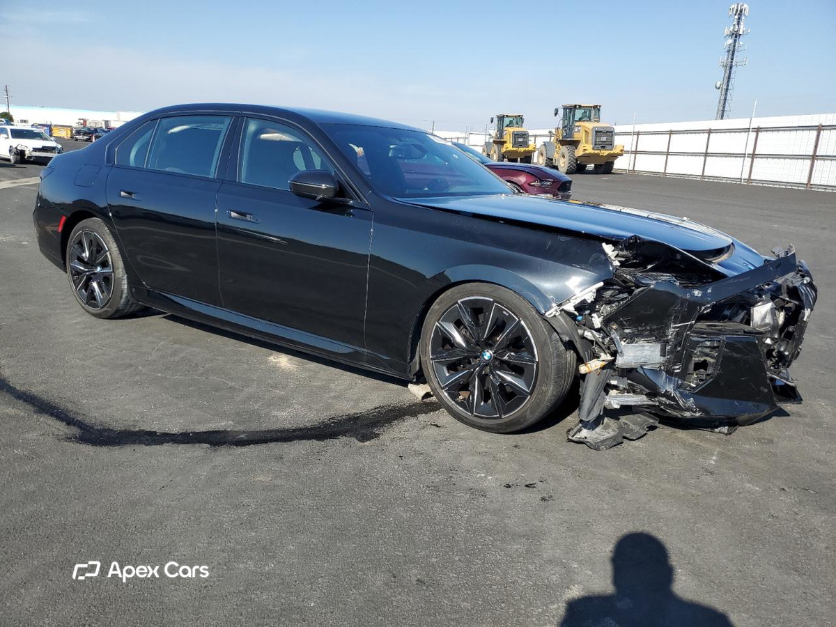 BMW i7 2024