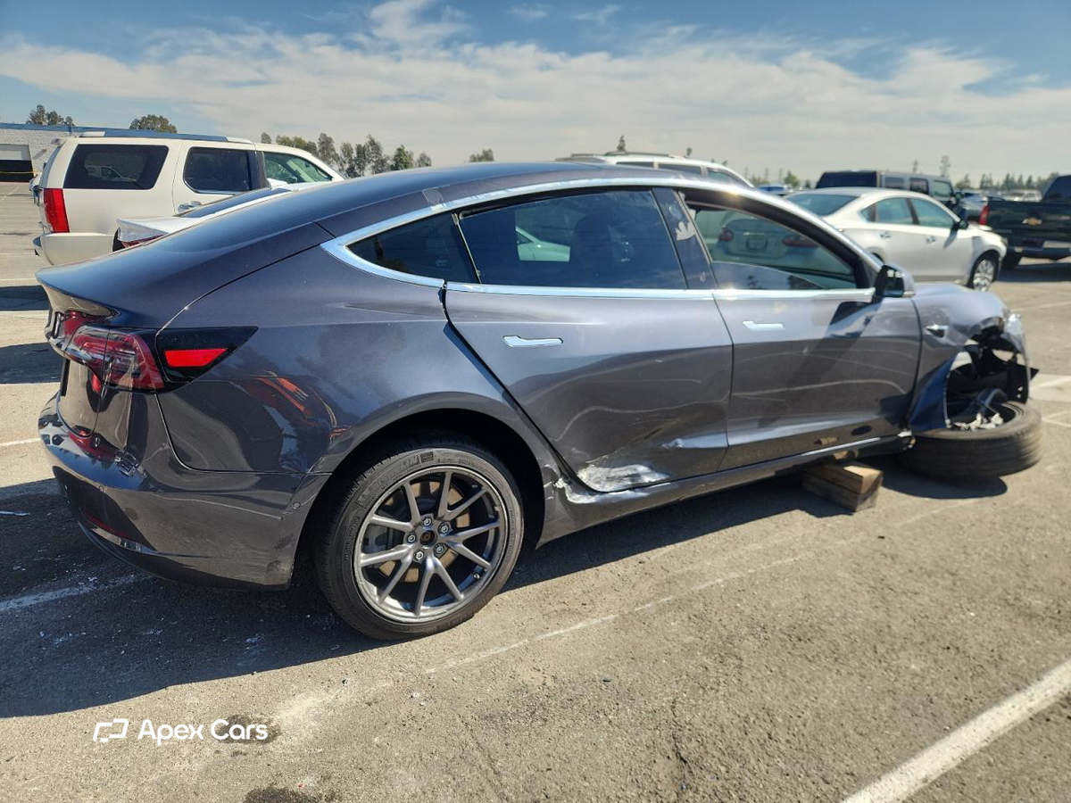 Tesla Model 3 2018