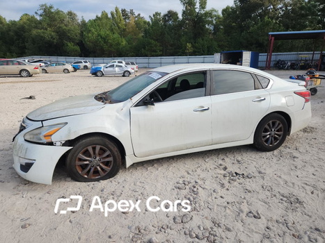 Nissan Altima 2015 - Image 1 of 12