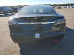 Tesla Model S 2020