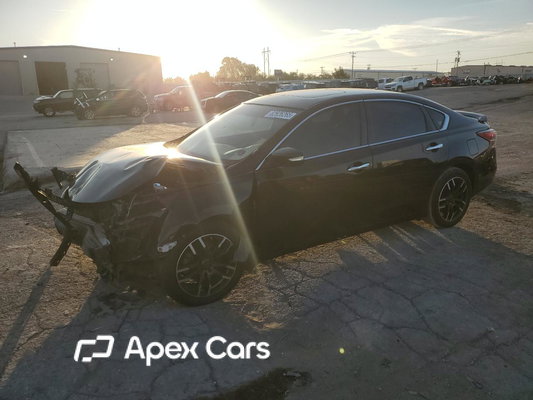 Nissan Altima 2015 - Image 1 of 14