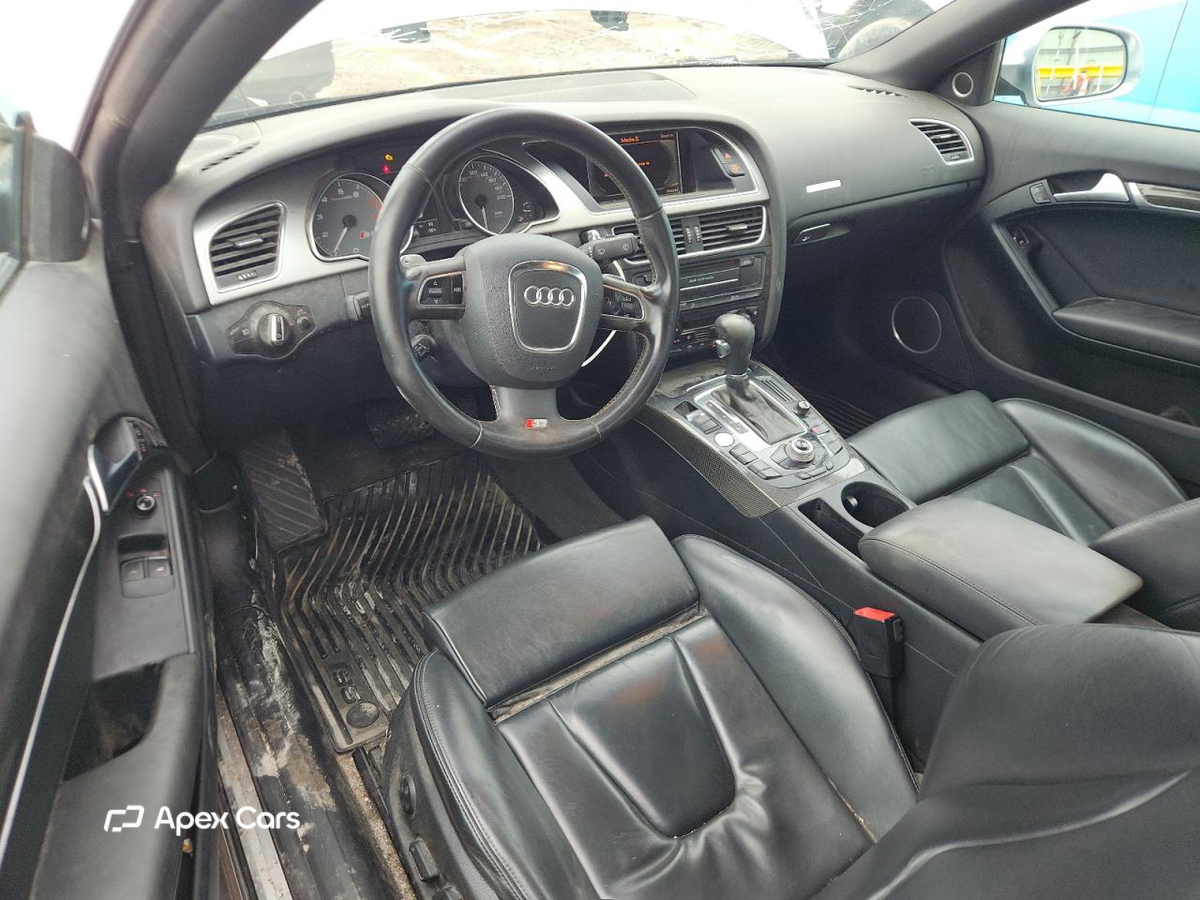 Audi S5 2011
