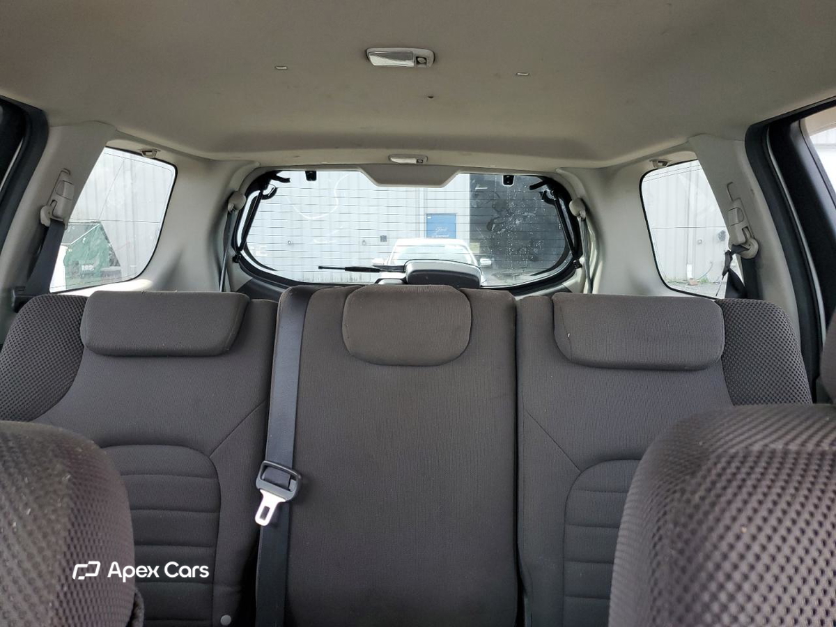 Nissan Pathfinder 2011