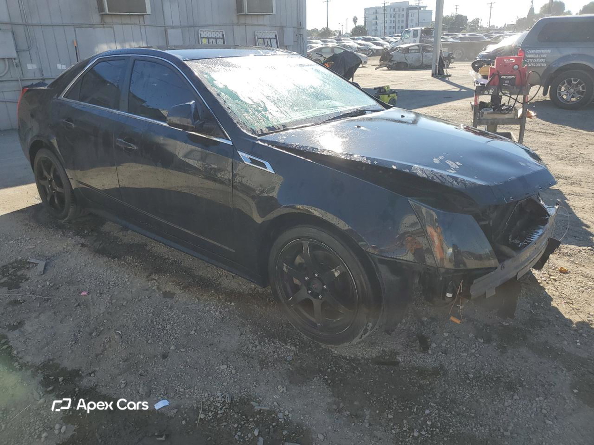 Cadillac CTS 2011