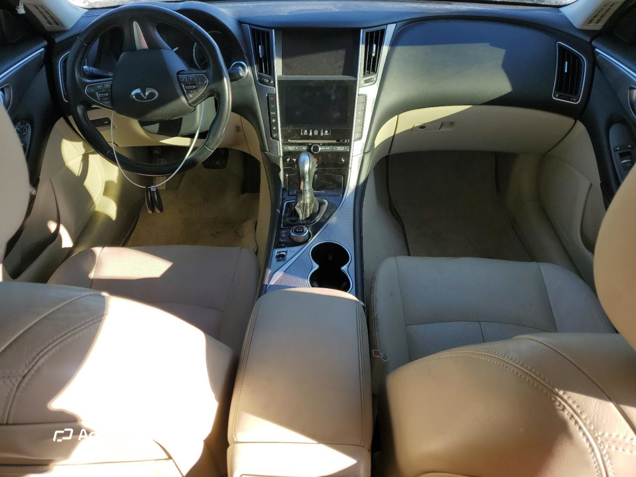 Infiniti Q50 2015