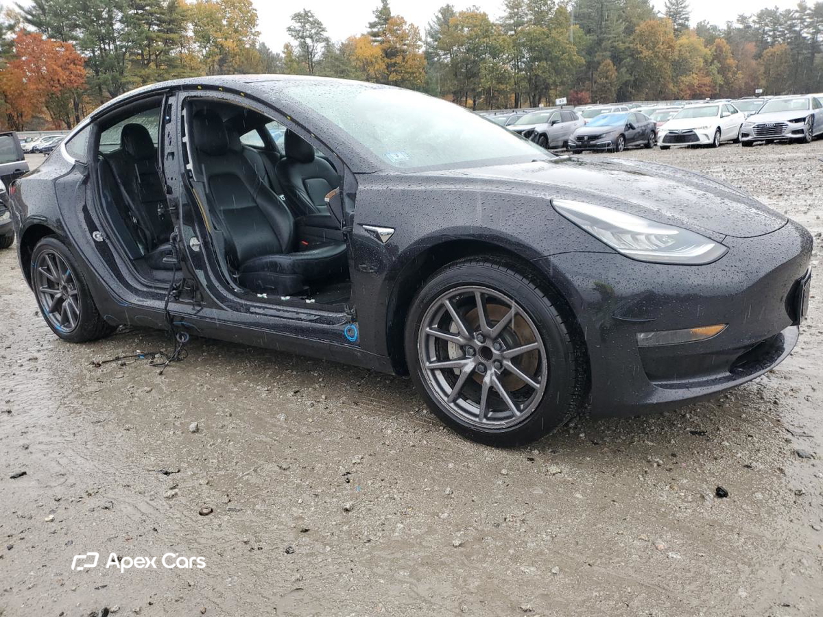 Tesla Model 3 2018