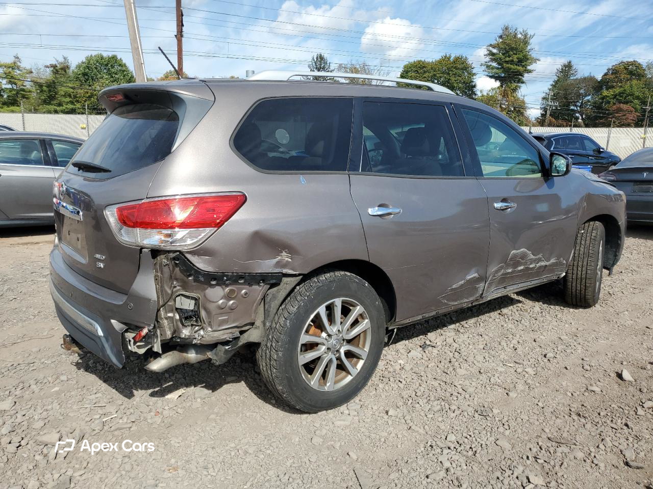 Nissan Pathfinder 2014