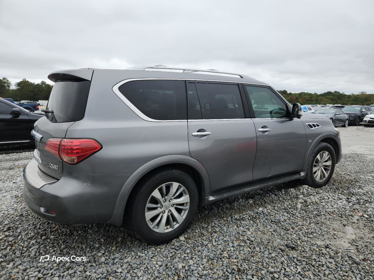 Infiniti QX80 2015