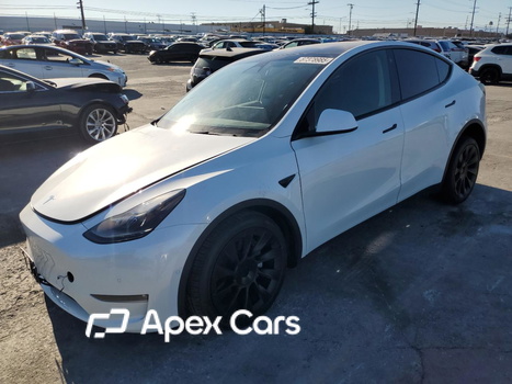 Tesla Model Y 2022 - Zdjęcie 1 z 12