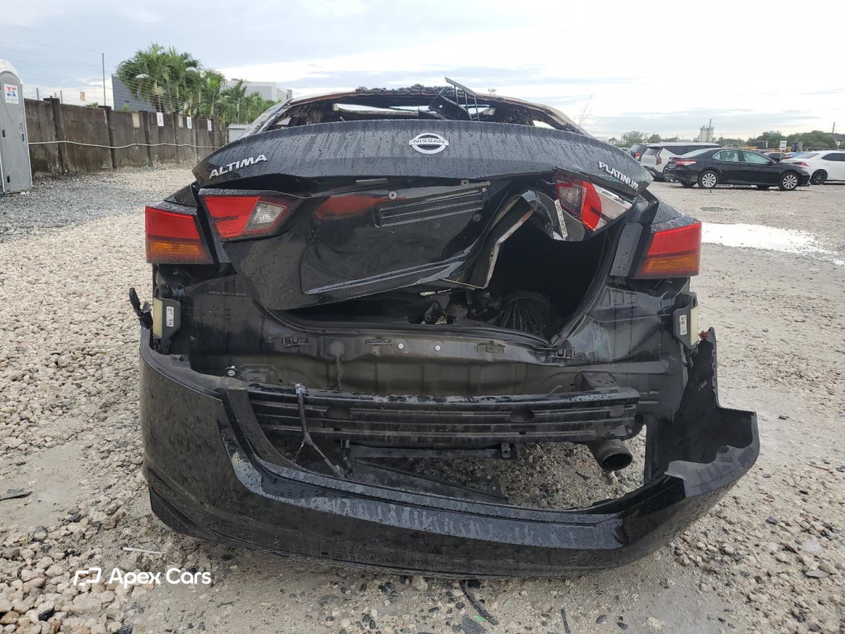 Nissan Altima 2020