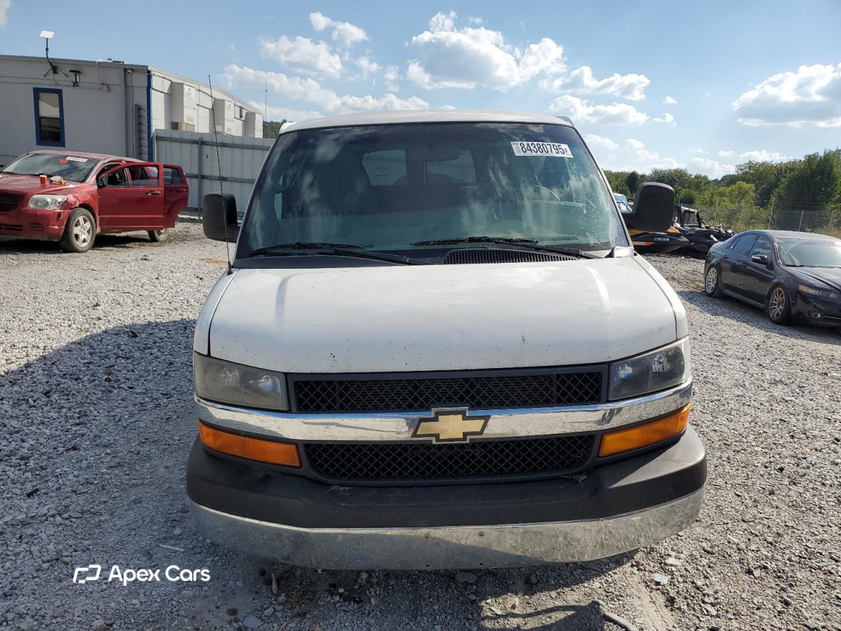 Chevrolet Express 2011