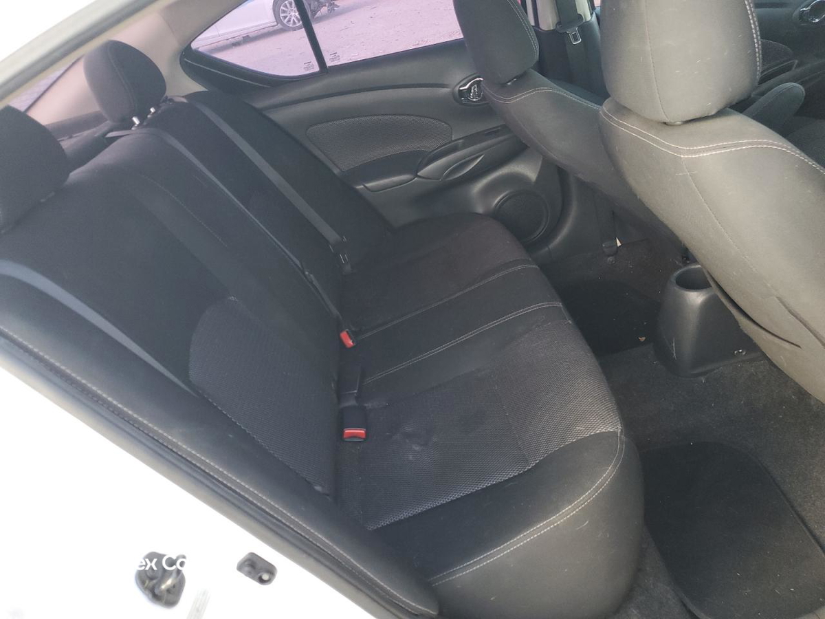 Nissan Versa 2019