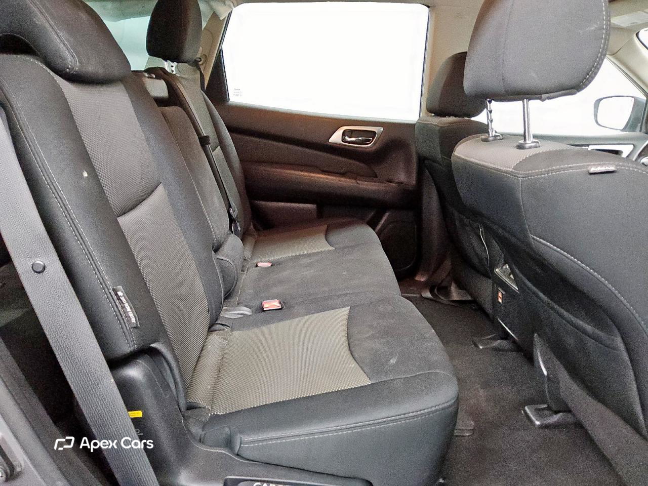 Nissan Pathfinder 2018