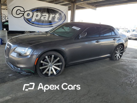 Chrysler 300 2018 - Image 1 of 12