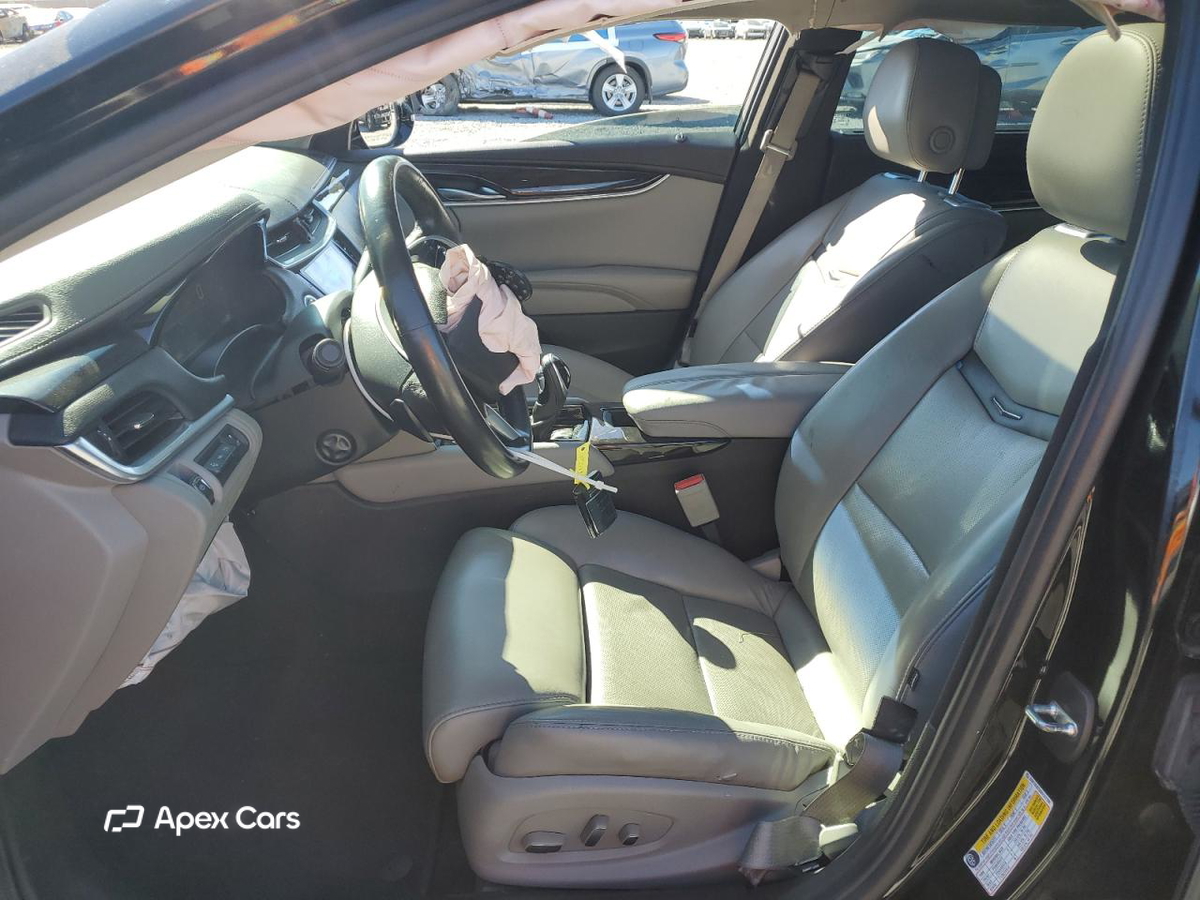 Cadillac XTS 2013