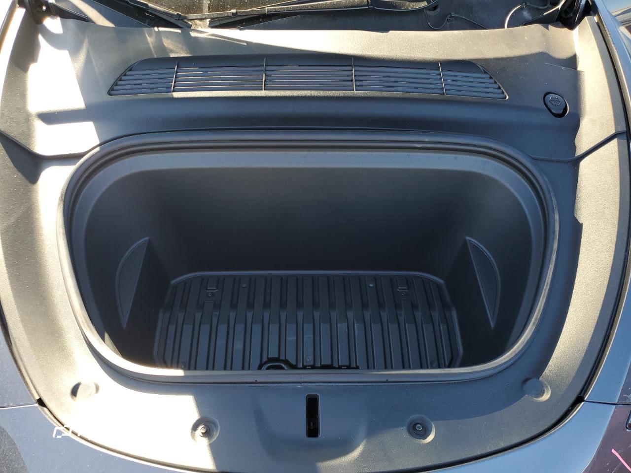 Tesla Model Y 2020