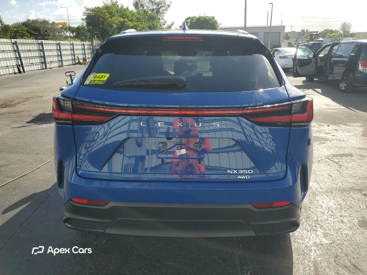 Lexus NX 2022