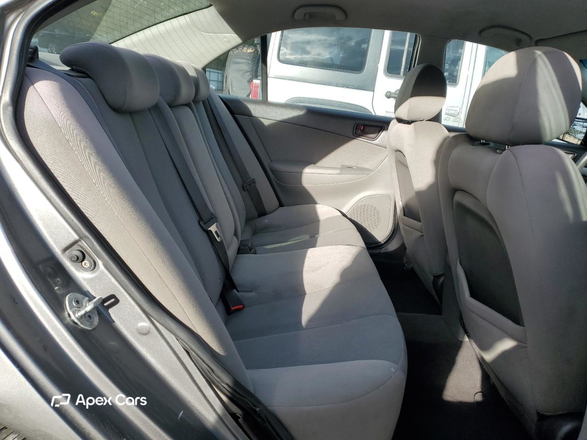 Hyundai Sonata 2010