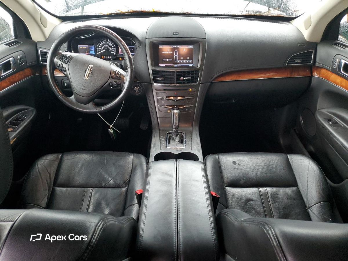 Lincoln MKT 2013