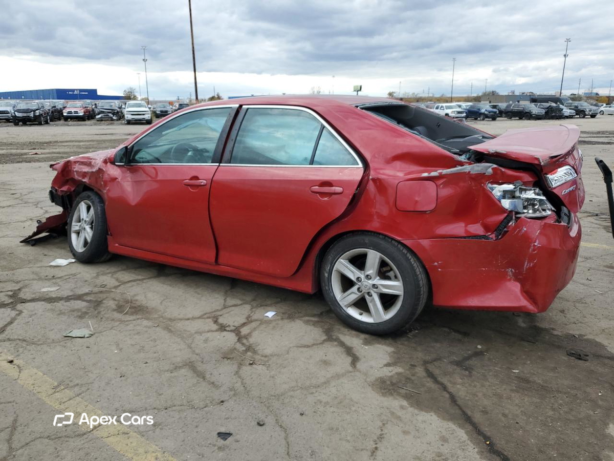 Toyota Camry 2014