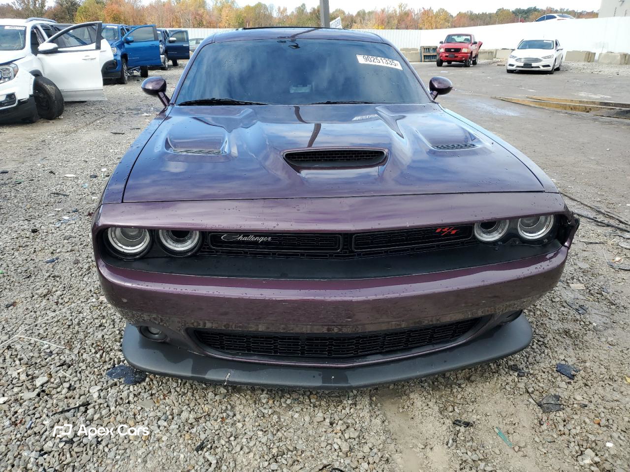 Dodge Challenger 2021
