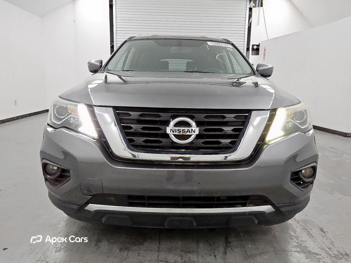 Nissan Pathfinder 2018