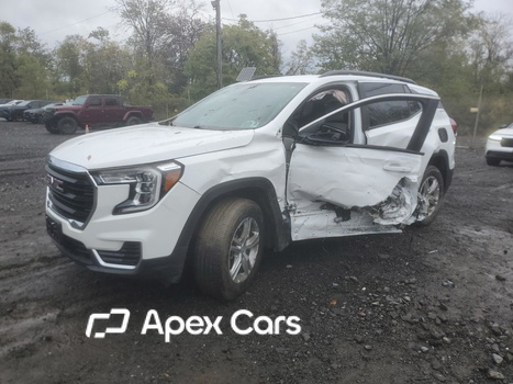 GMC Terrain 2023 - Image 1 of 14