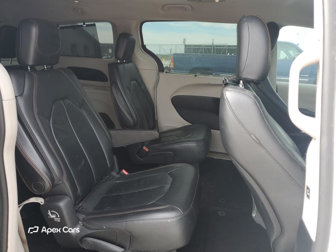 Chrysler Pacifica 2017