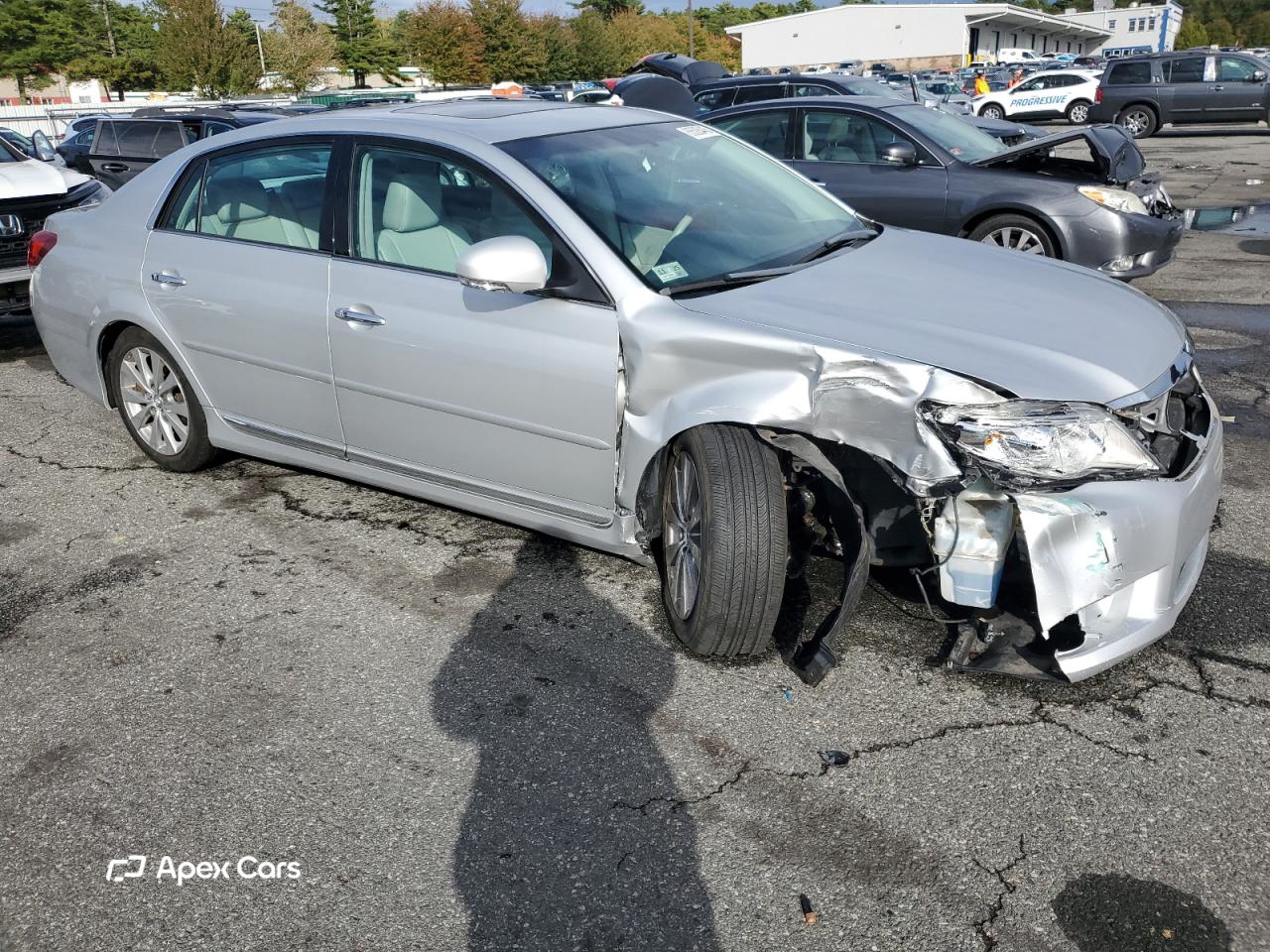Toyota Avalon 2011