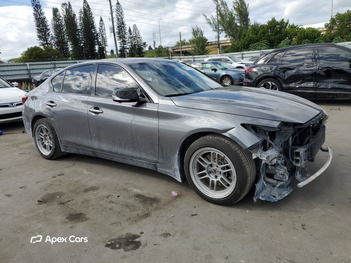 Infiniti Q50 2020