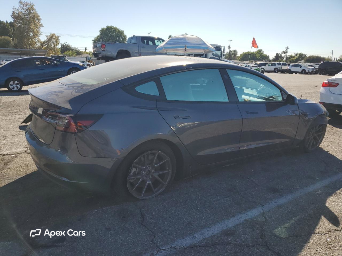 Tesla Model 3 2023