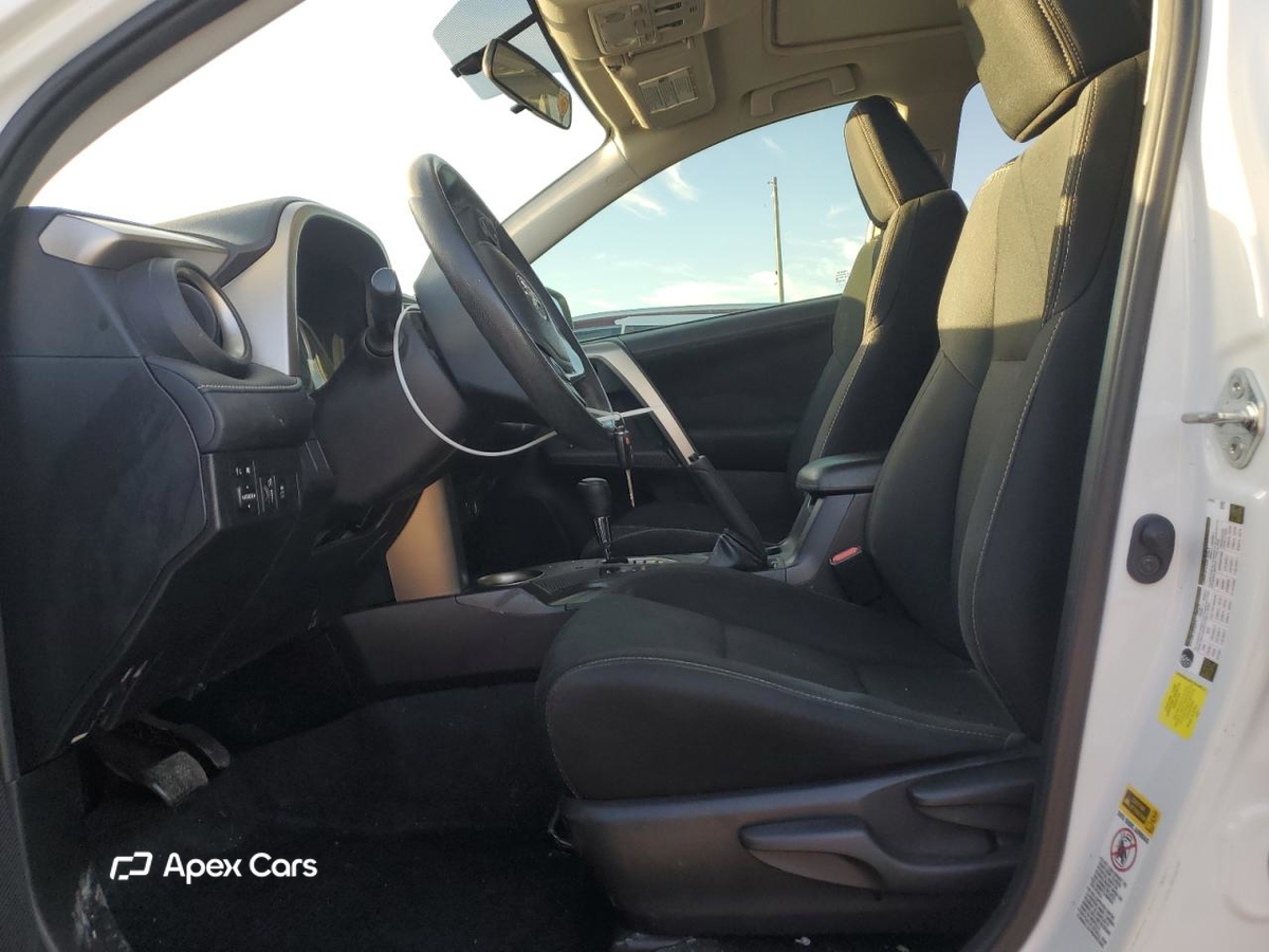 Toyota RAV 4 2015