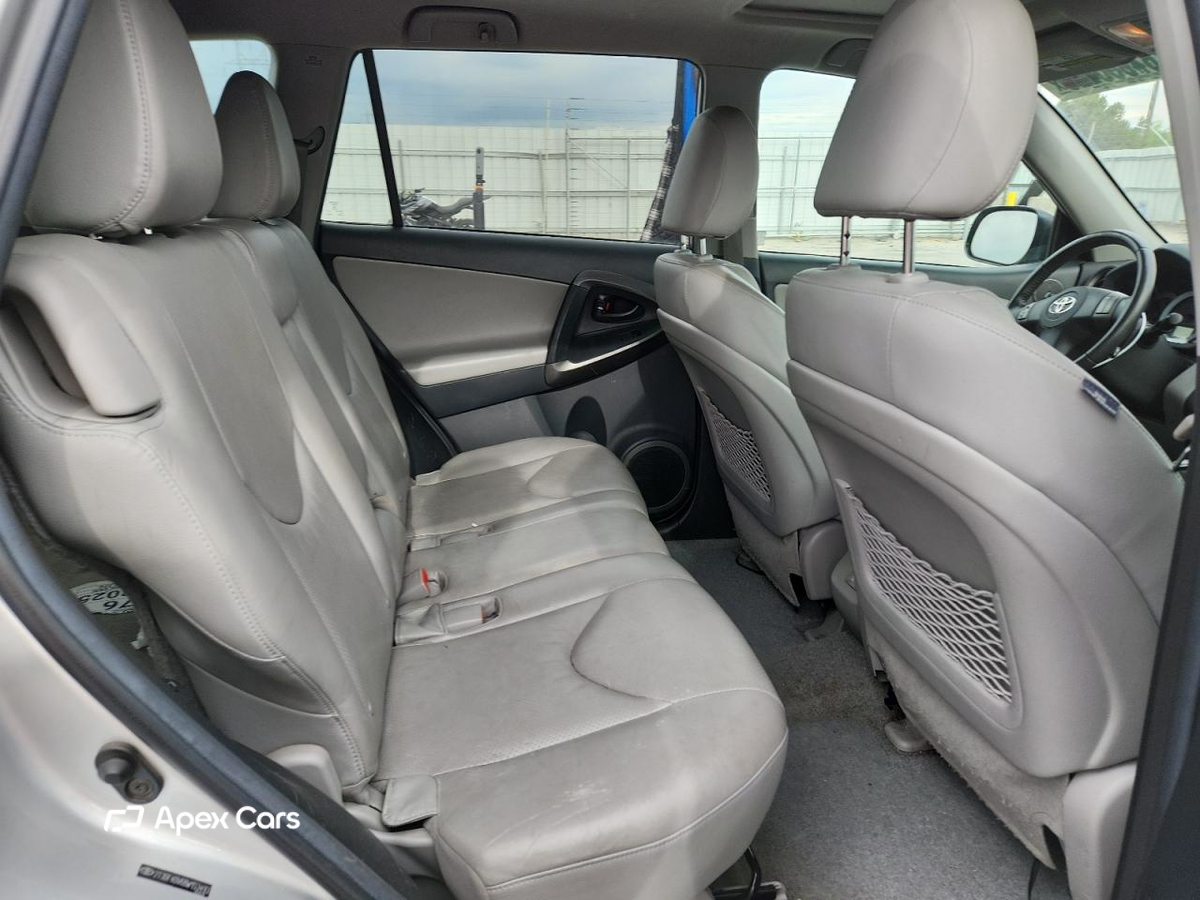 Toyota RAV 4 2011