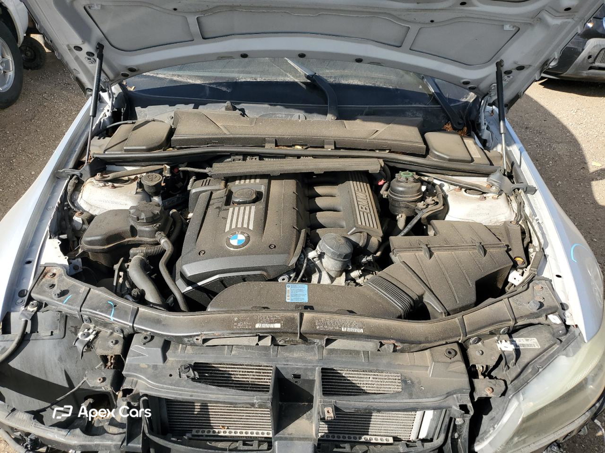 BMW Series 3 2011
