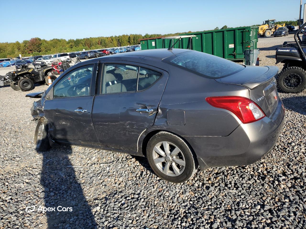 Nissan Versa 2012