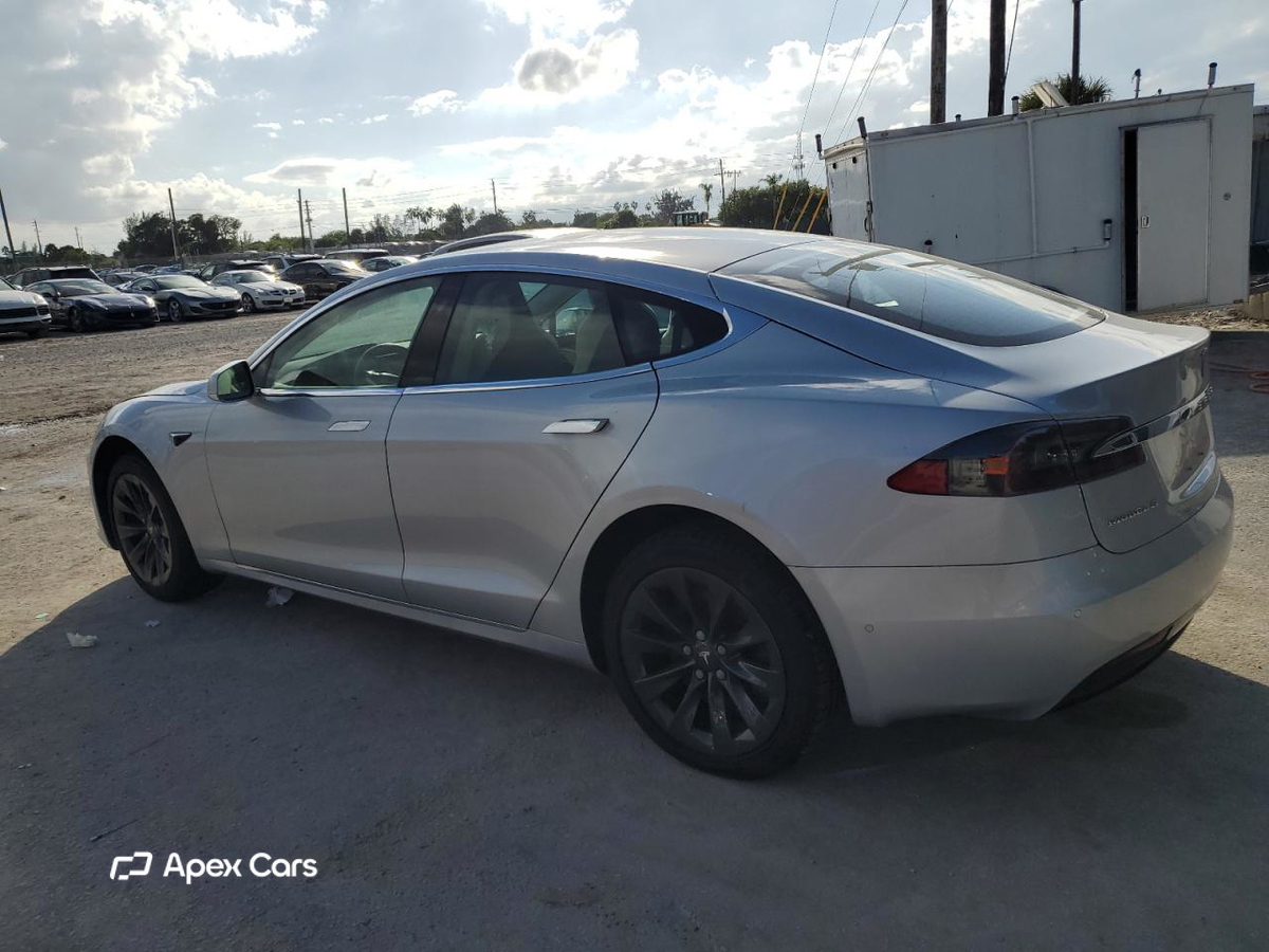 Tesla Model S 2017