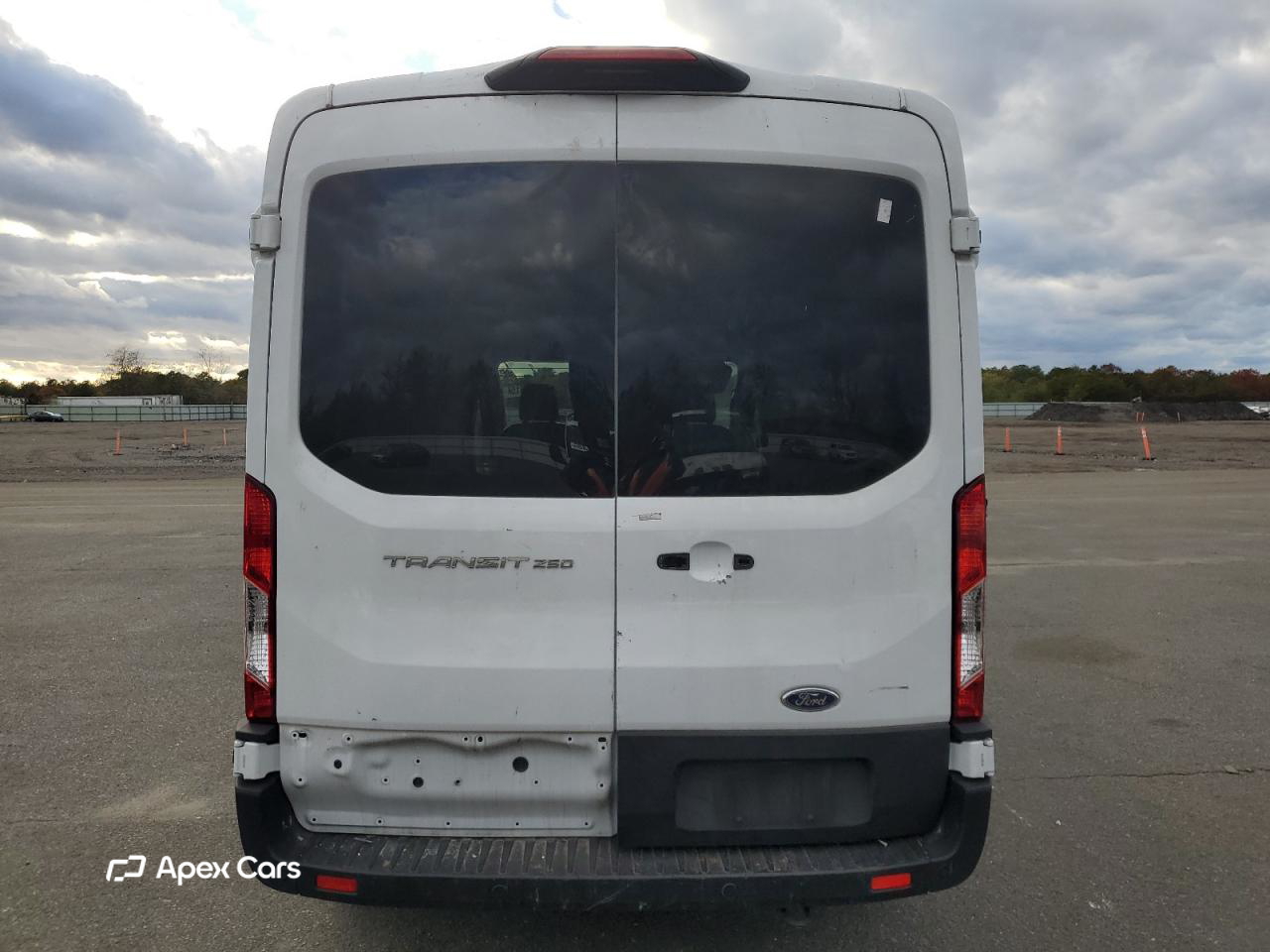 Ford Transit 2023